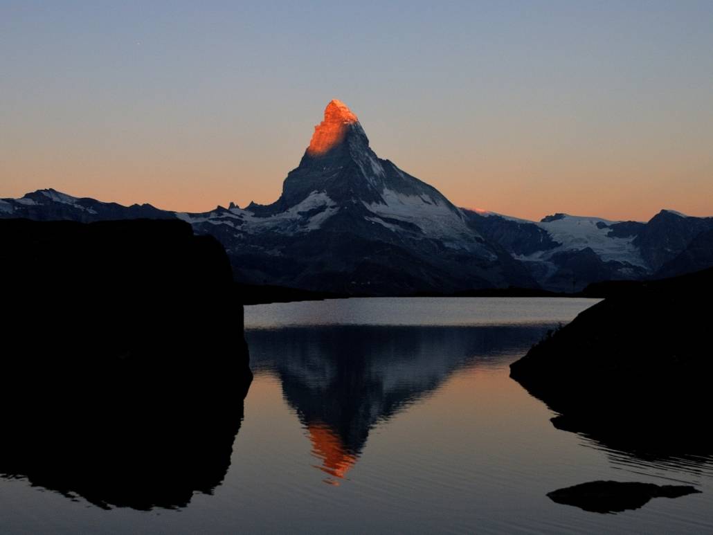 Schweizer Seenliebe mal 7 am Stellisee unter dem Matterhorn