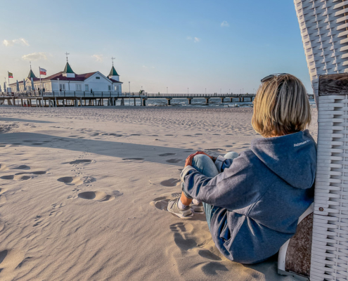 Usedom: besondere Nächte auf der Sonneninsel Die 7 schönsten Unterkünfte zum runterkommen auf Usedom. Strand genießen und Ausblick erleben. Slowtravel Places für deinen Urlaub in Deutschland am Meer