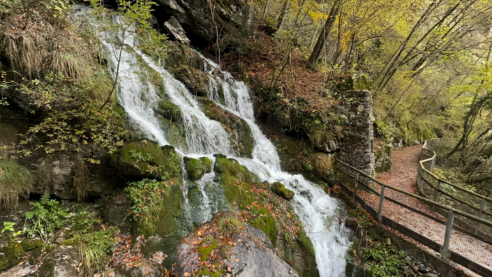 Parco Naturale Adamello Brenta e Cascata des Rio Bianco